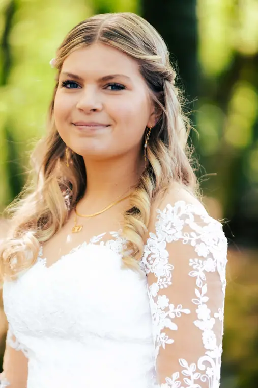 Konfirmation med sort hest, billede 12 af 28